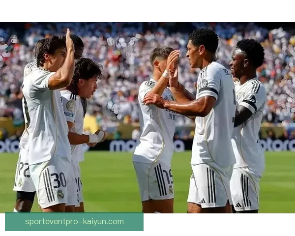 卡马文加在近期比赛中表现稳健，逼抢效率持续提升，成为球队中场重要支柱。